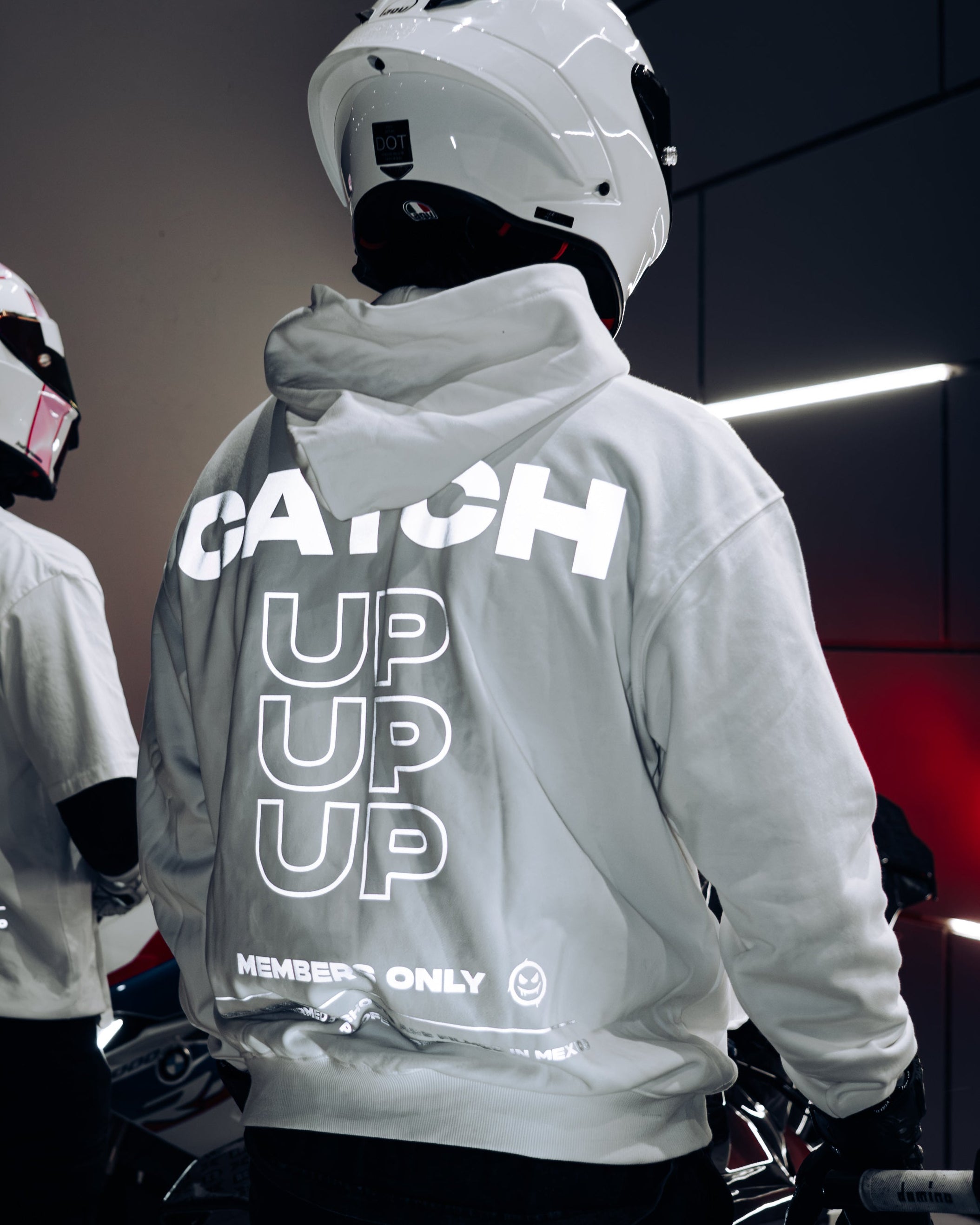 "CATCH UP" REFLECTIVE HOODIE (WHITE)