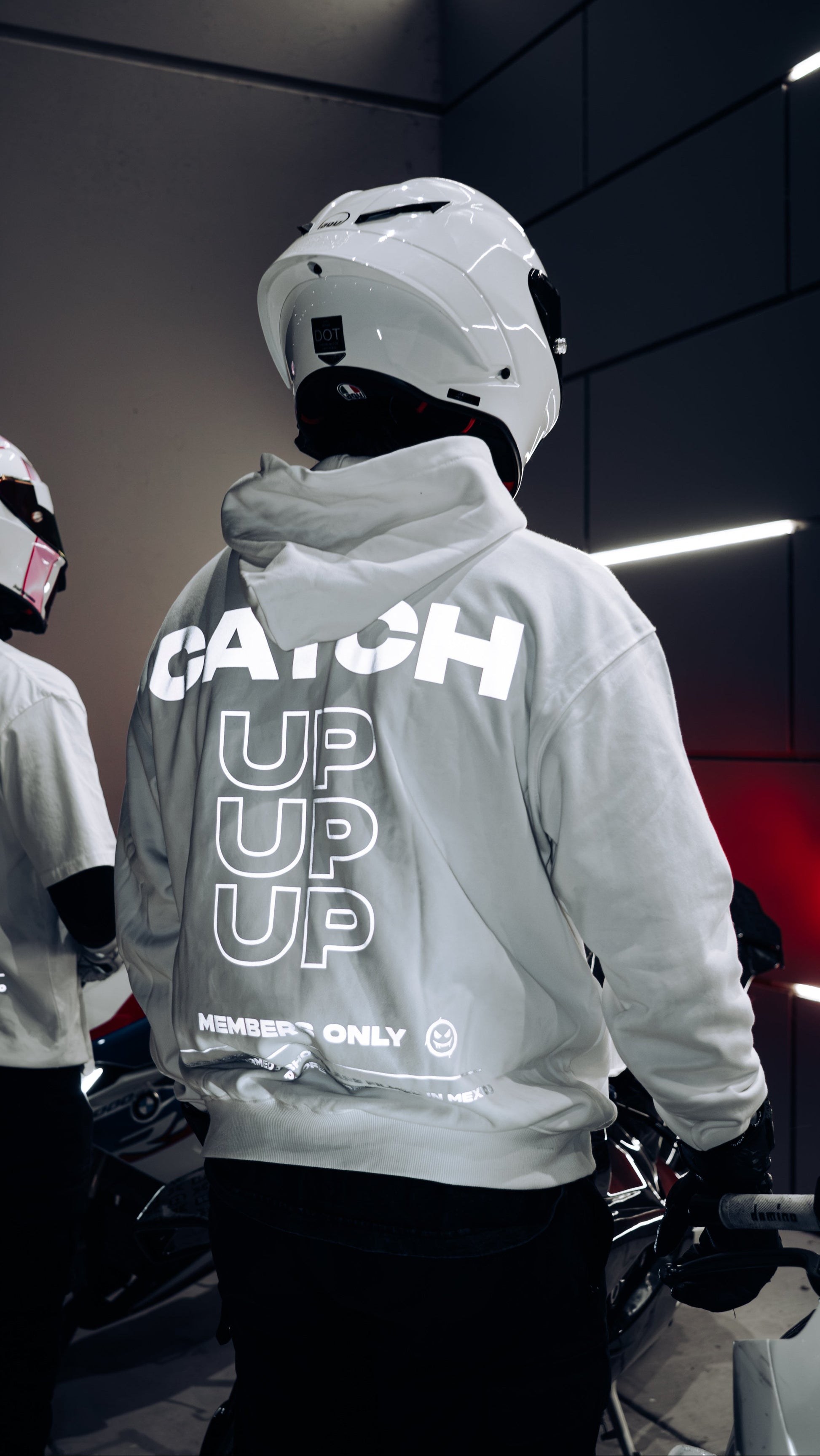"CATCH UP" REFLECTIVE HOODIE (WHITE)