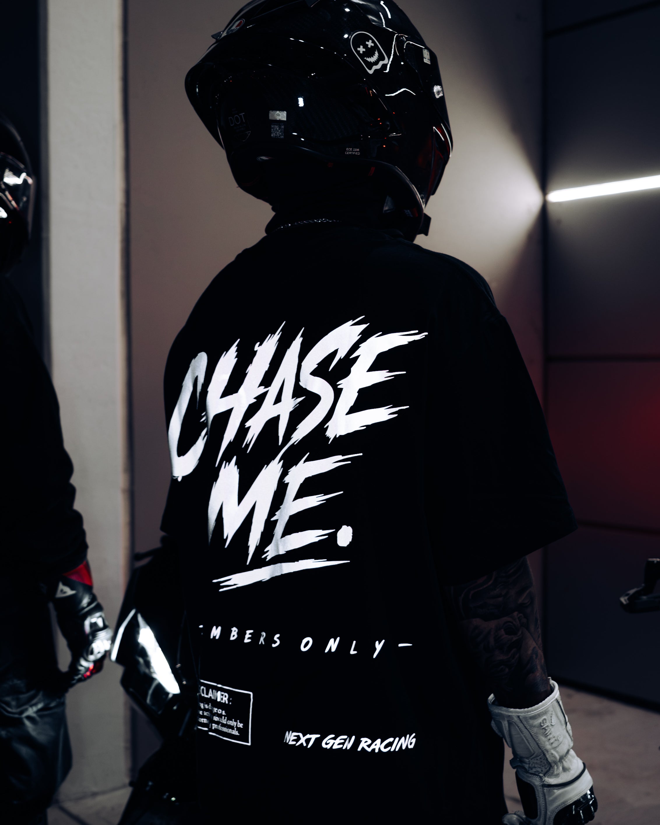 "CHASE ME" REFLECTIVE TEE