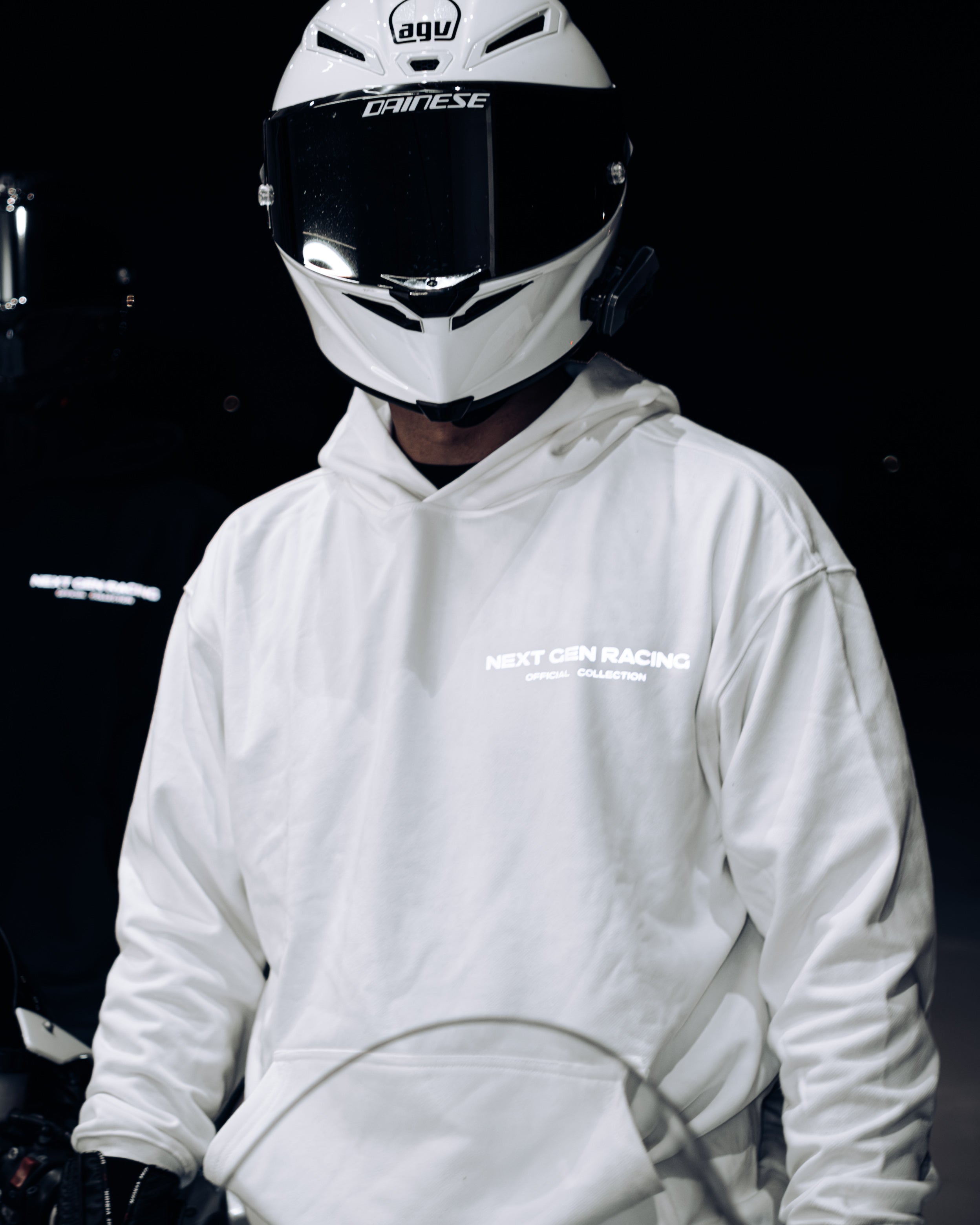 "CATCH UP" REFLECTIVE HOODIE (WHITE)
