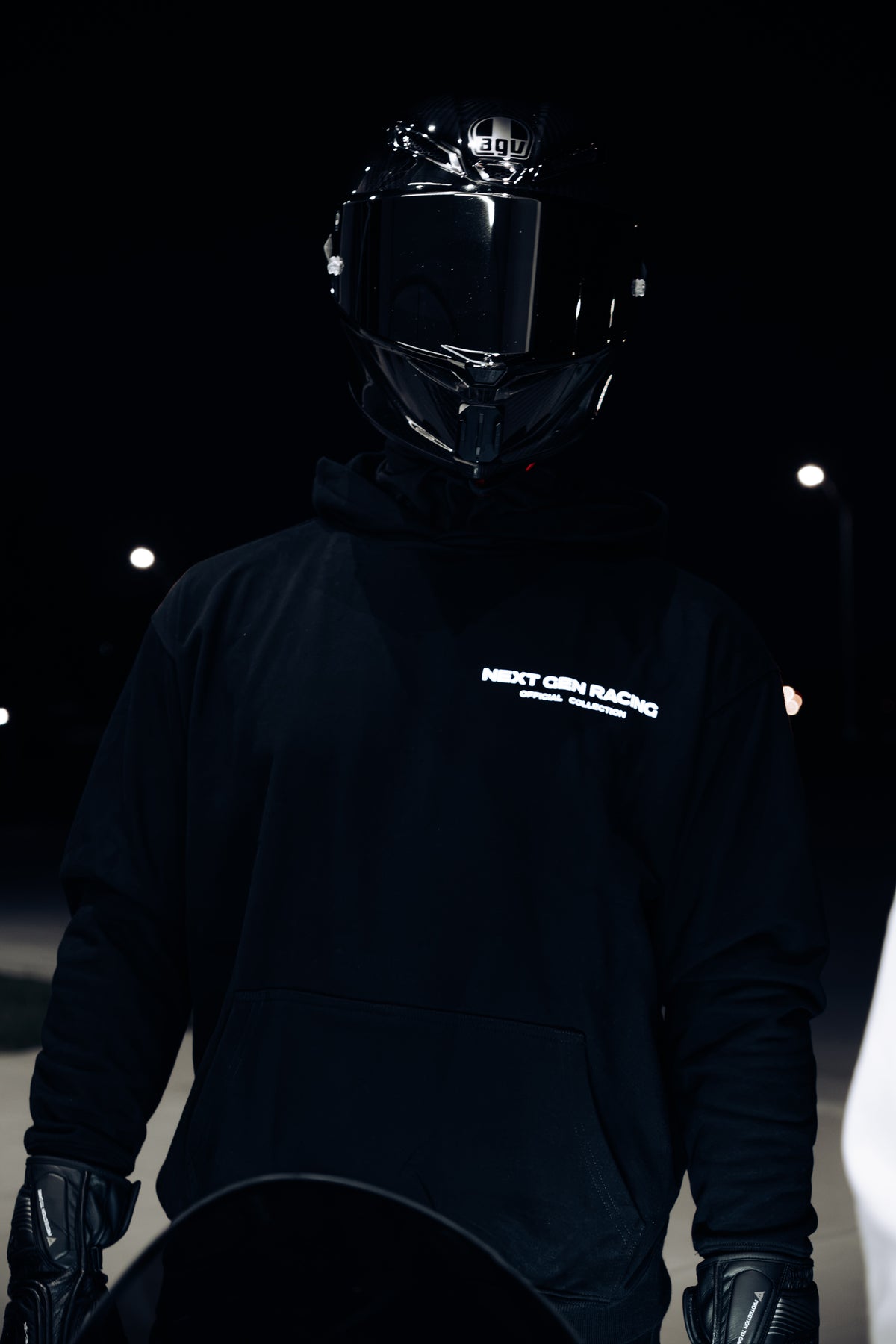 "CATCH UP" REFLECTIVE HOODIE (BLACK)
