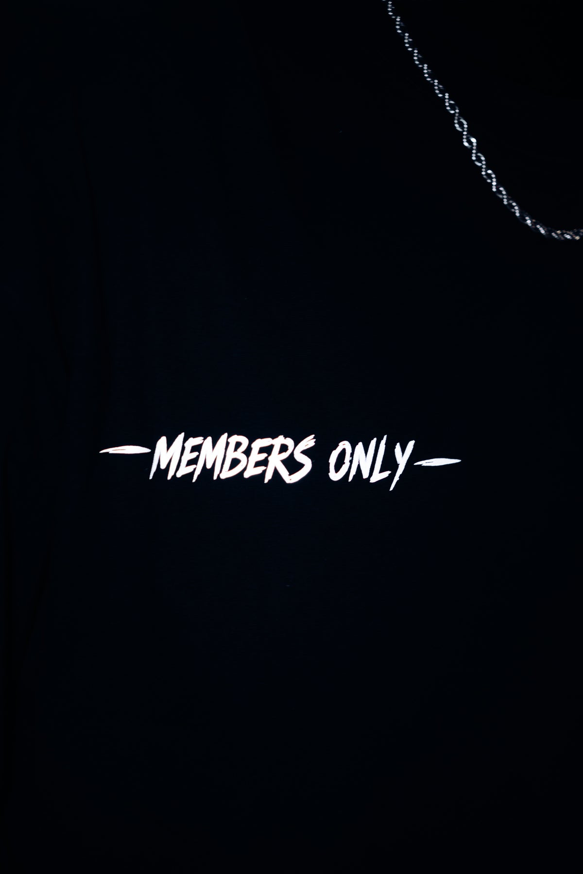 "CHASE ME" REFLECTIVE TEE