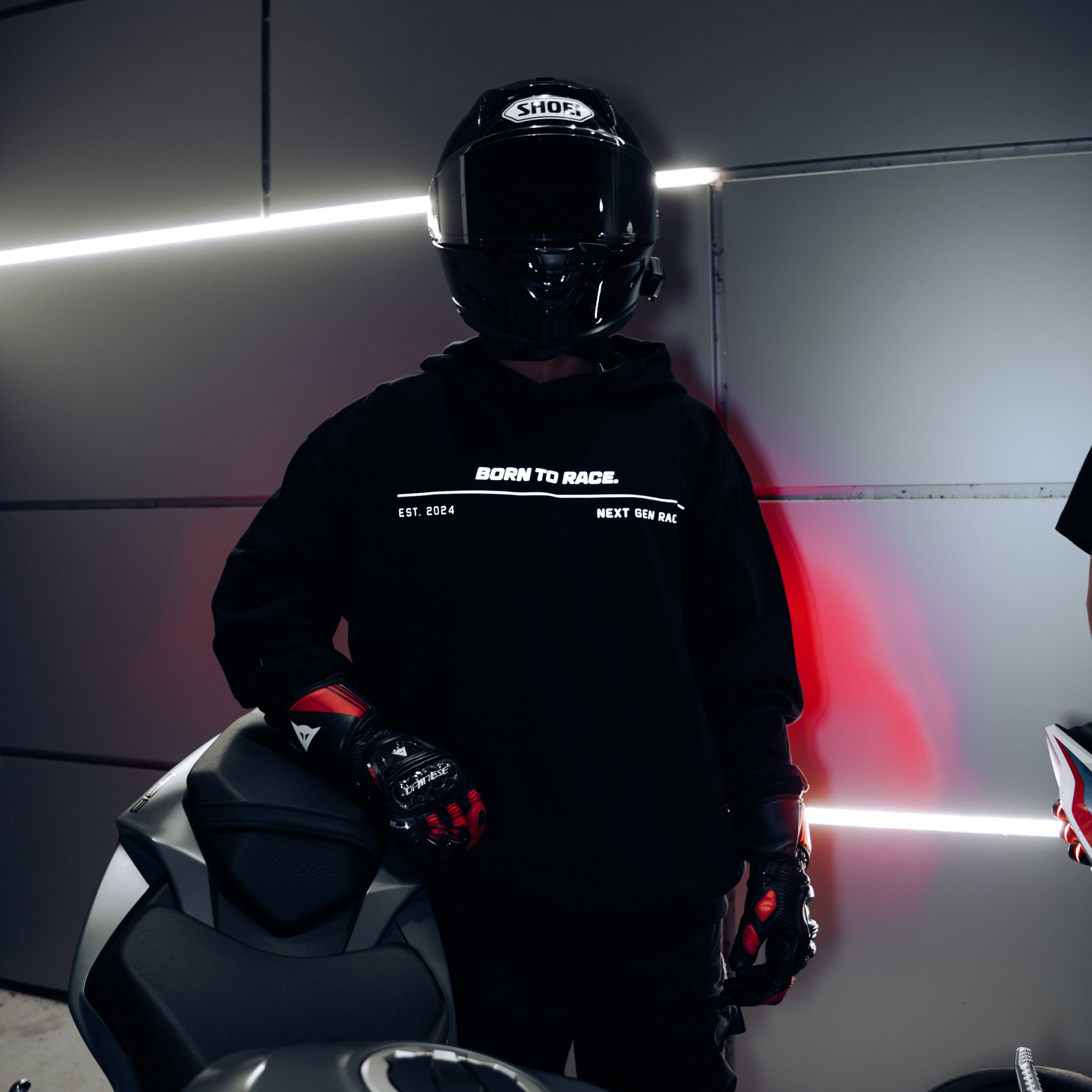 REFLECTIVE LOGO HOODIE