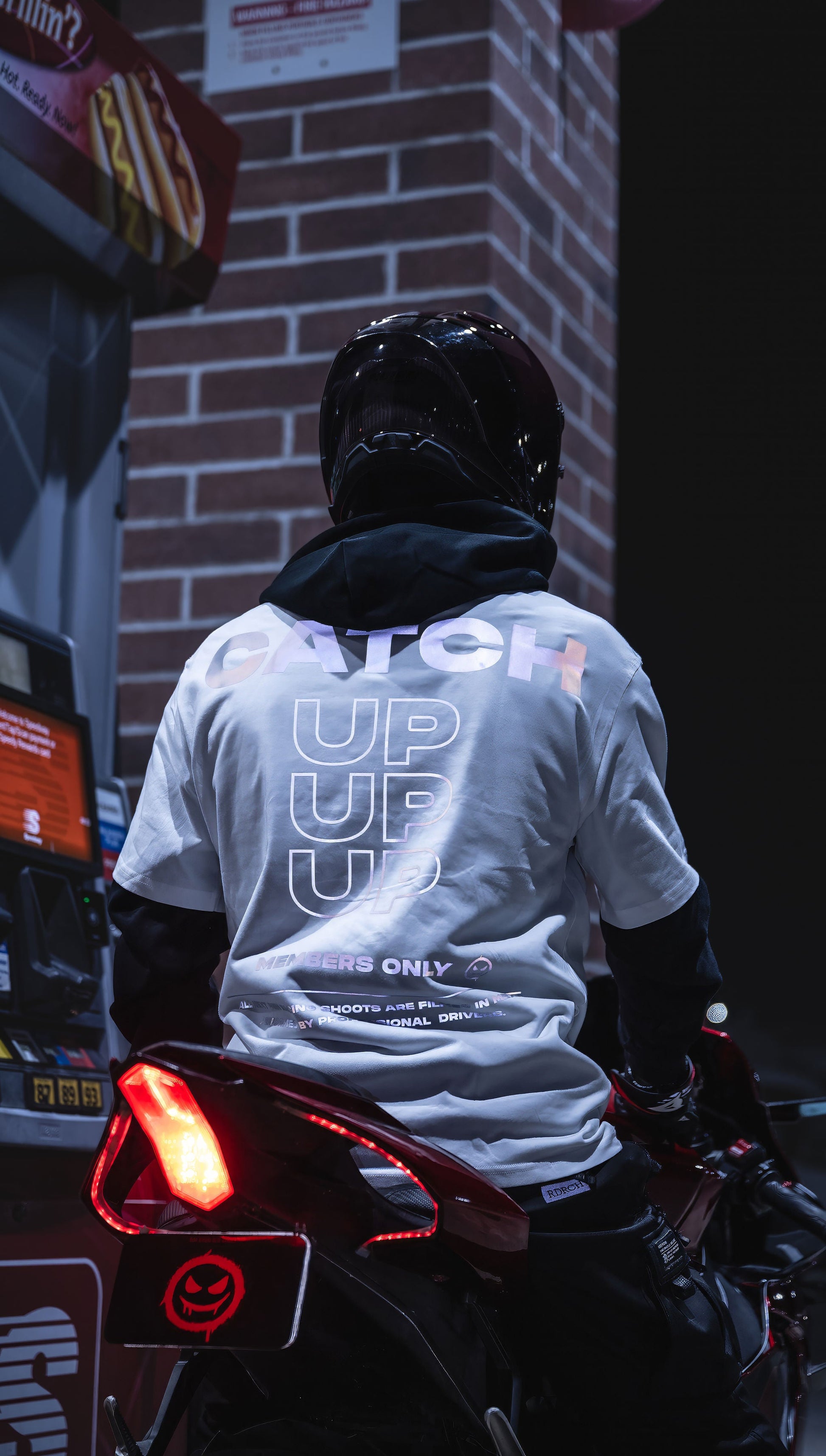 "CATCH UP" REFLECTIVE TEE (WHITE)